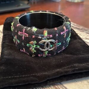 Authentic CHANEL RARE 💗Neon💗 Blk Pink Green Tweed Heavy Metal Bangle Bracelet